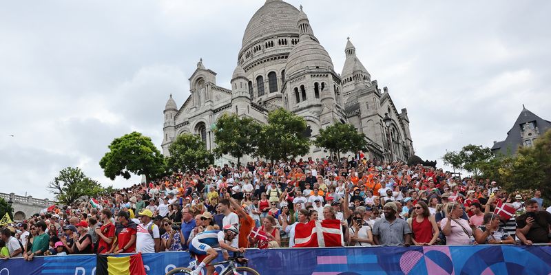 Supporters à Montmartre - ©CNOSF/KMSP