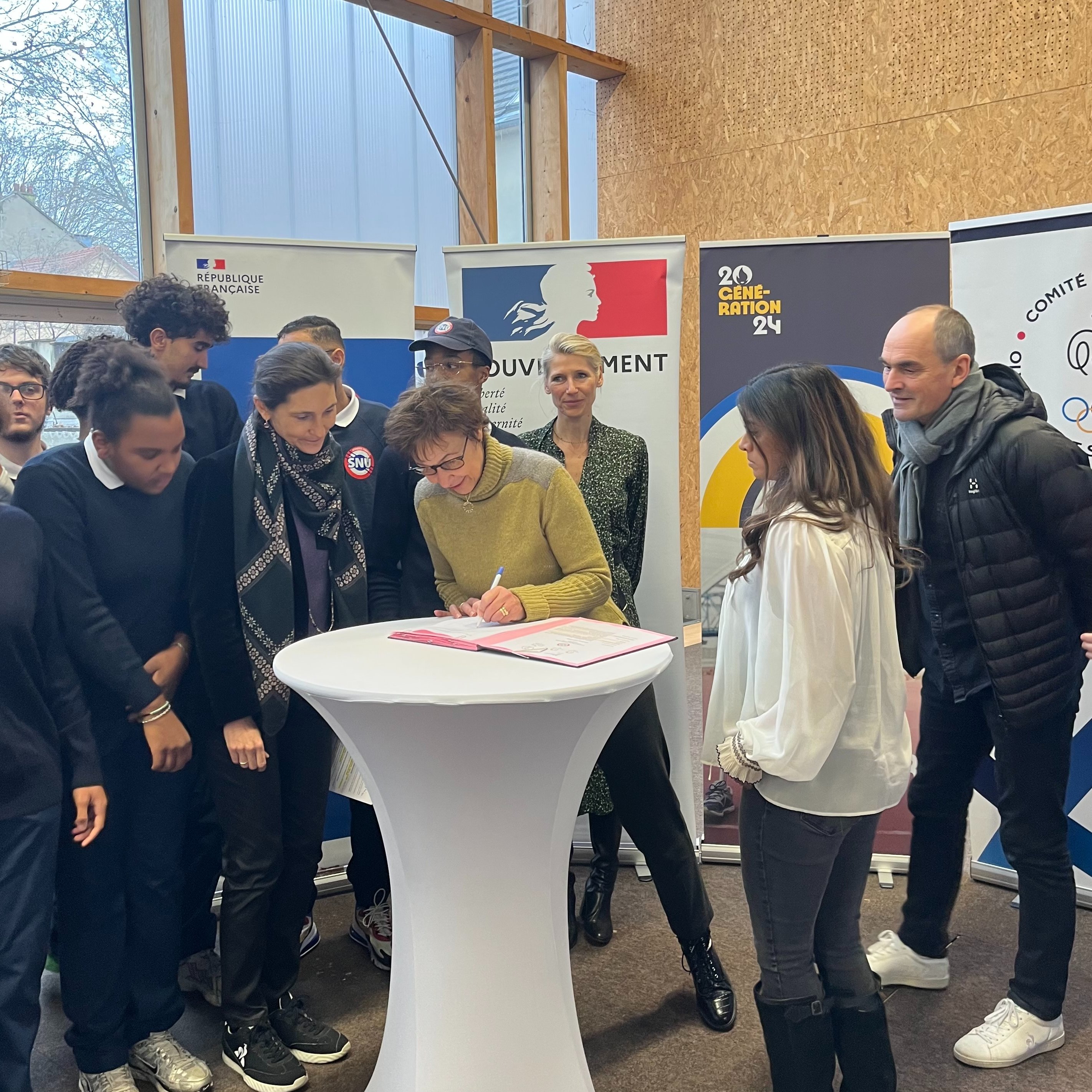 Signature de la convention pour le déploiement du SNU.