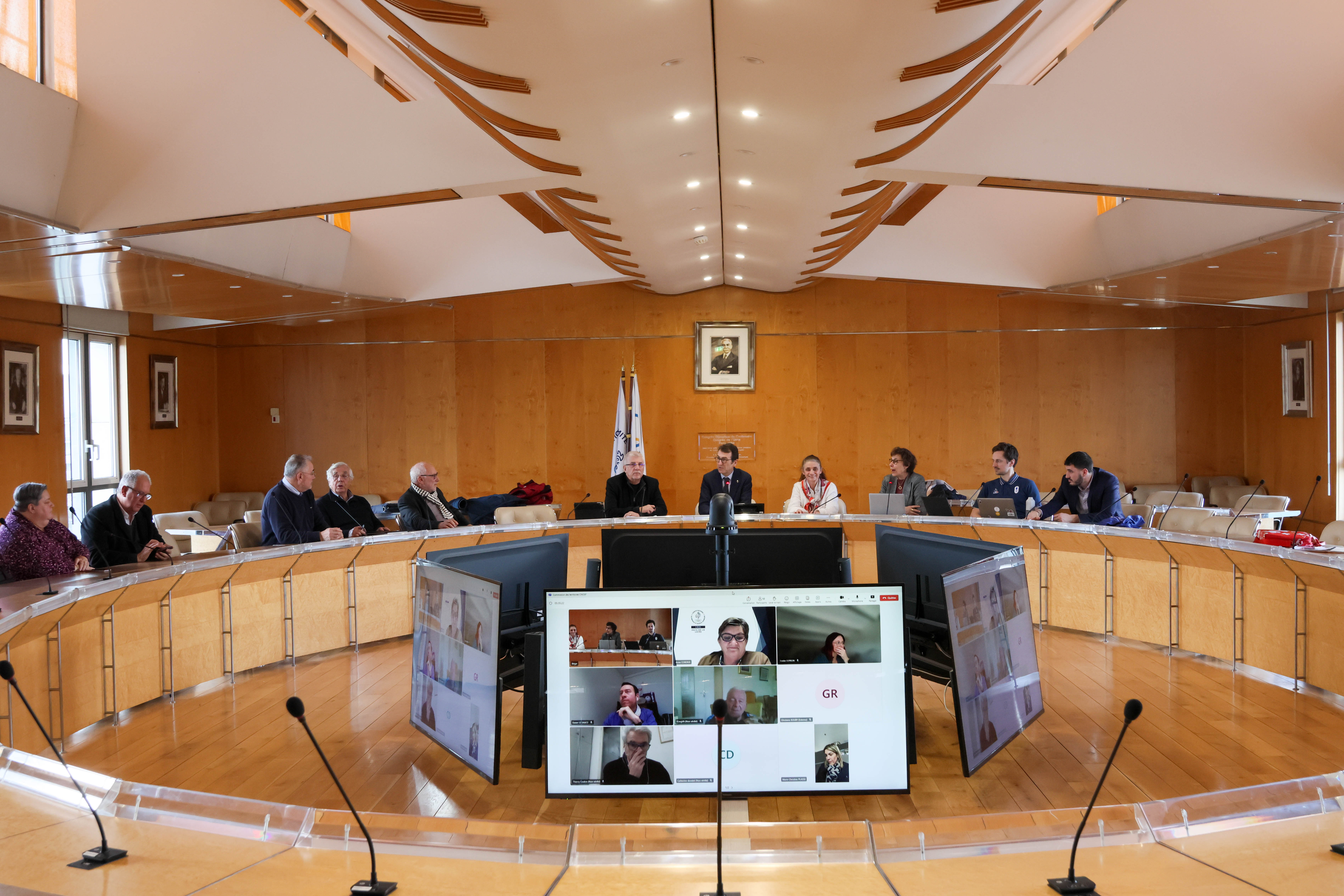 La commission des territoires