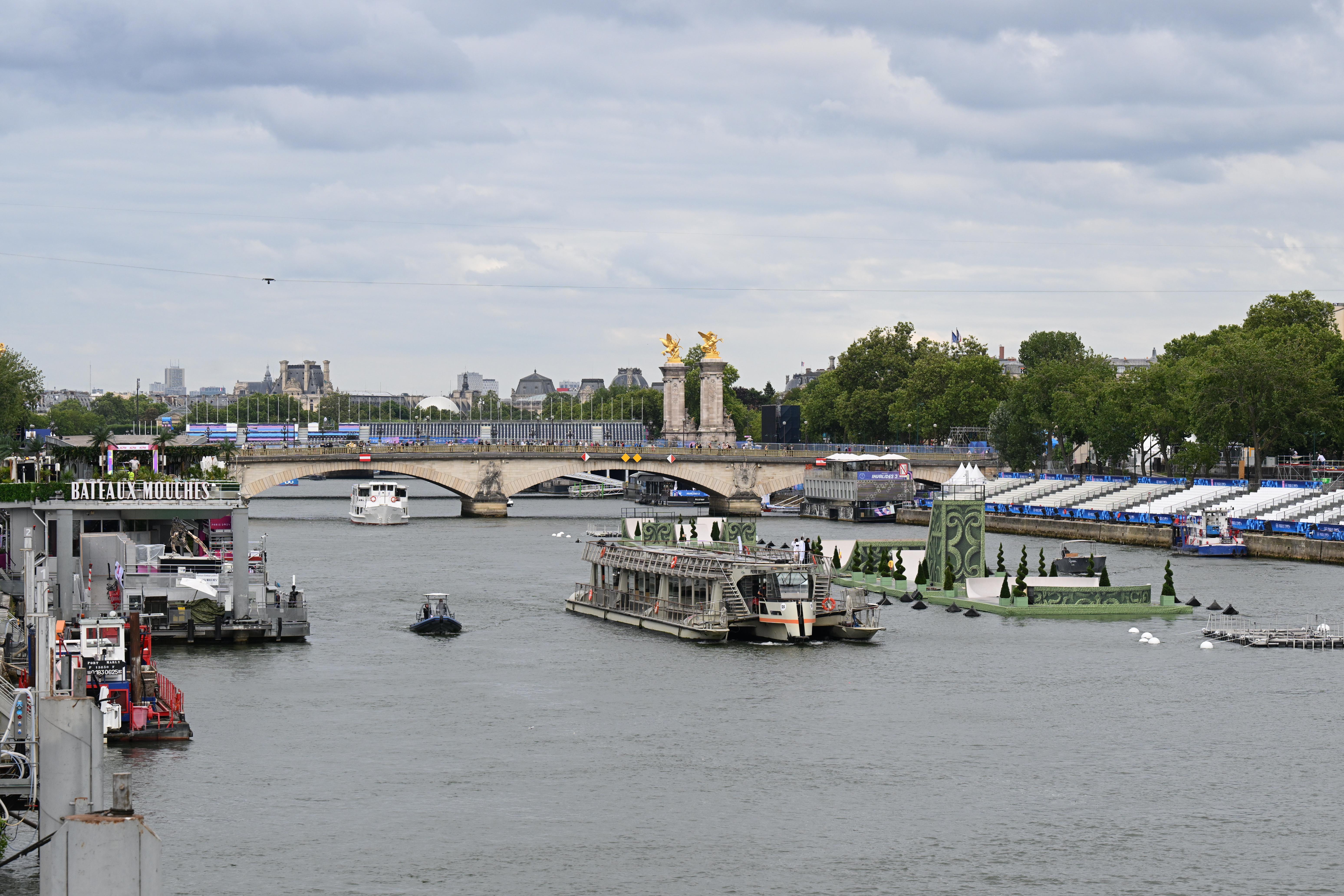 La Seine se prépare à accueillir la cérémonie - ©PRESSESPORTS