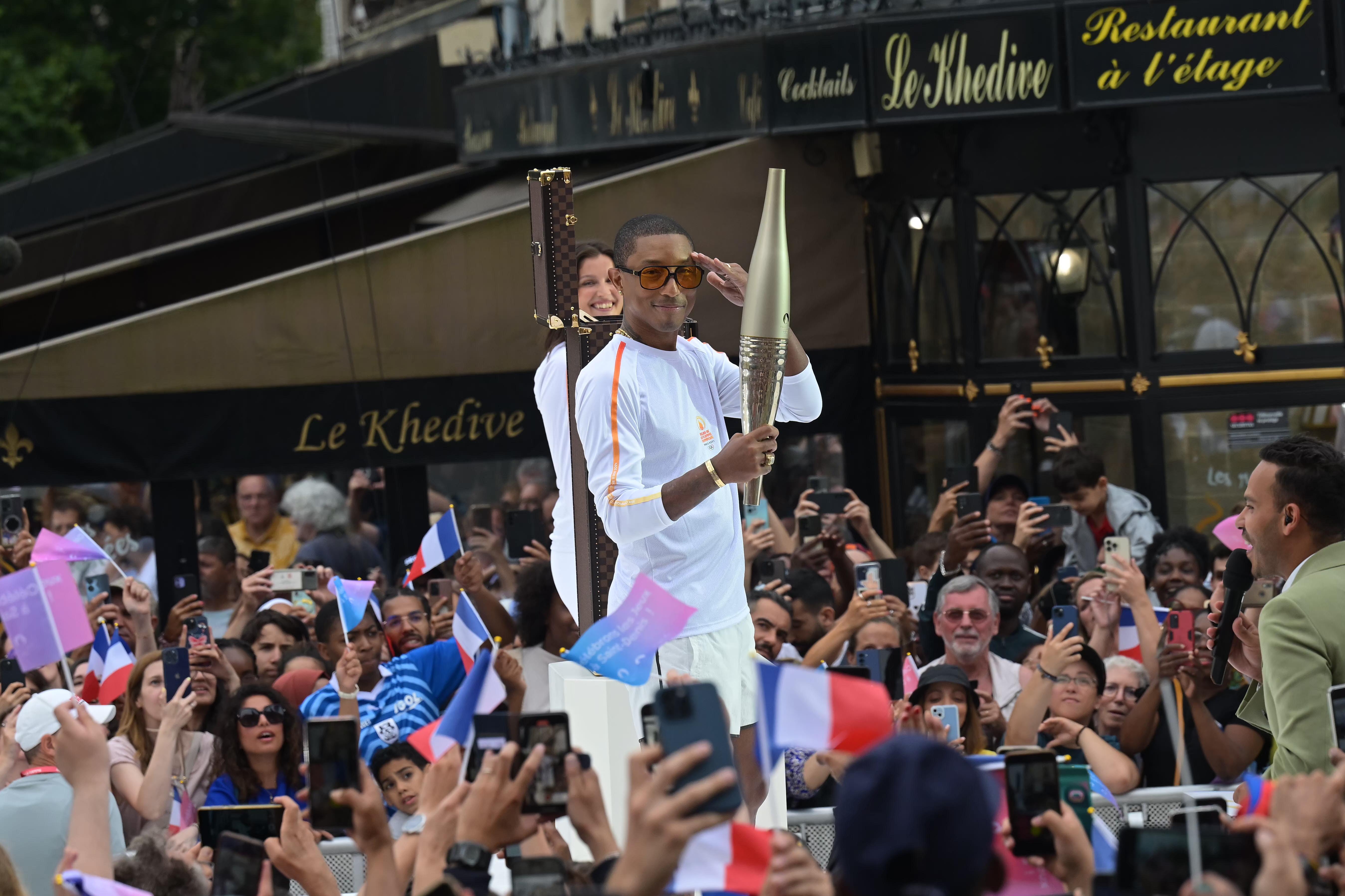 Pharell Williams porteur de la flamme olympique - ©PRESSESPORTS