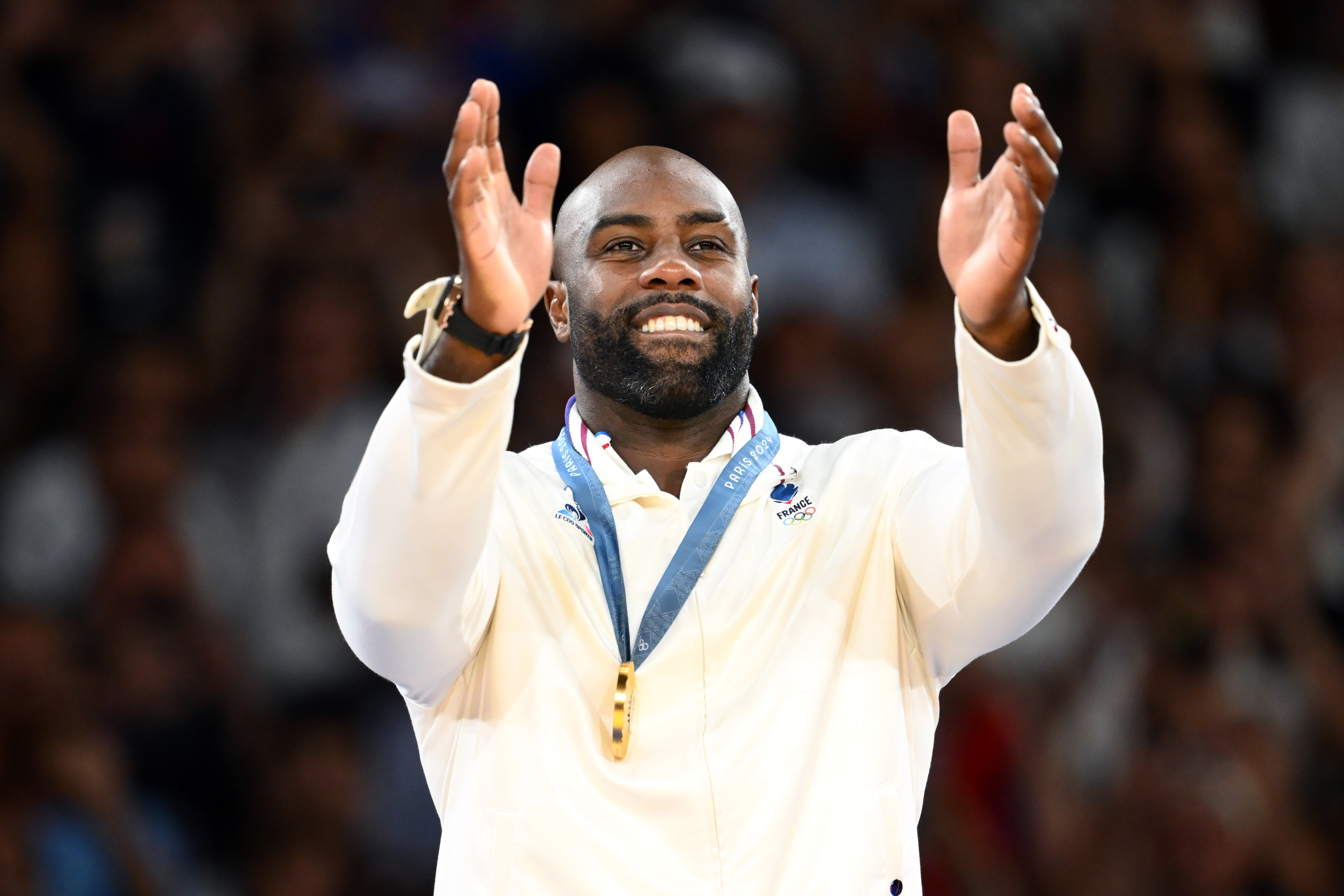 Teddy Riner et sa médaille d'or - ©CNOSF/KMSP