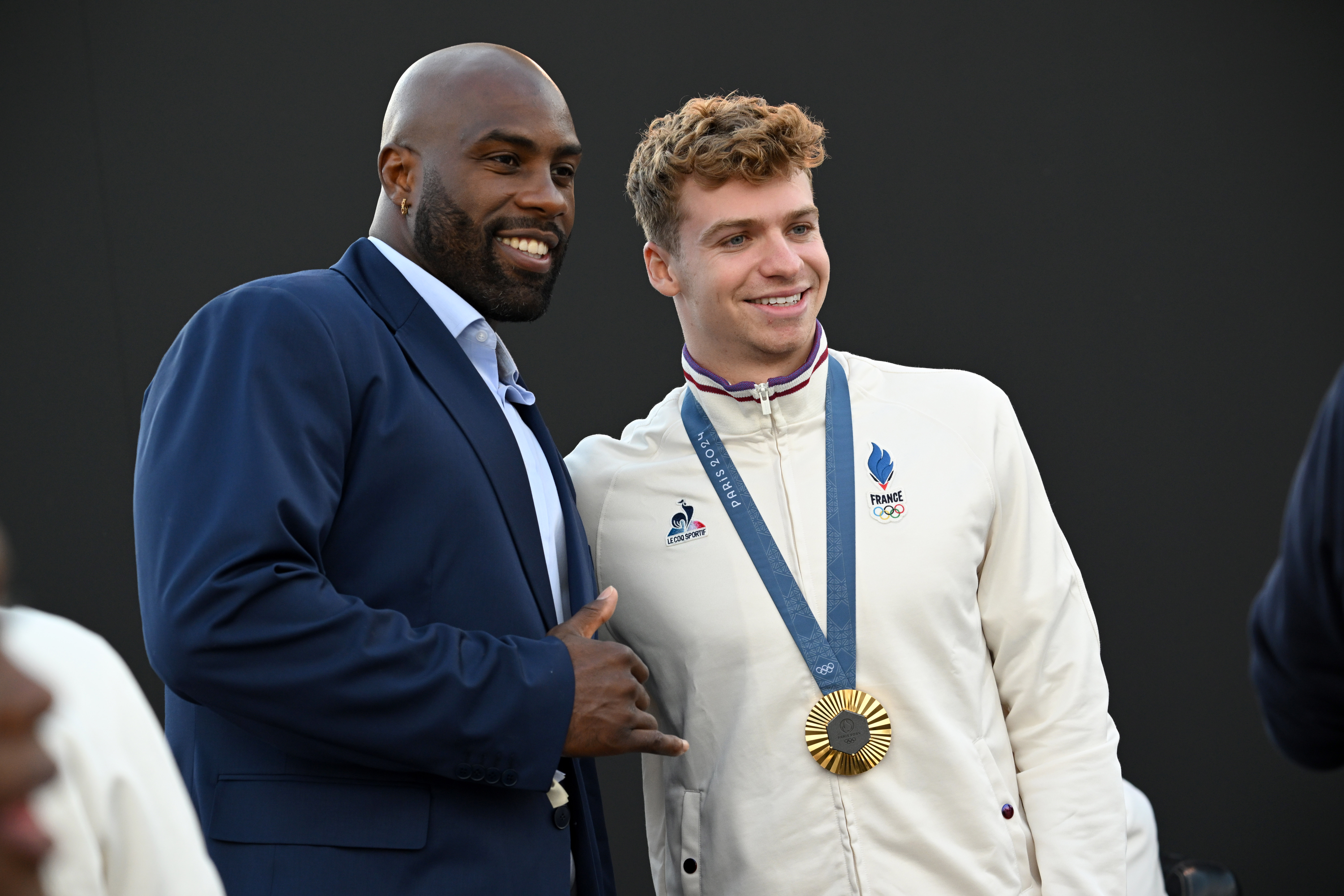 Léon Marchand et Teddy Riner à la Parade des Champions- ©CNOSF/KMSP