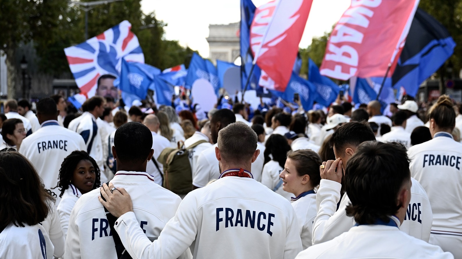 Parade des champions, Paris 2024. ©CNOSF / KMSP