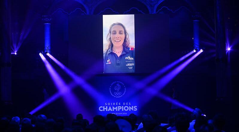 Louise Cervera, élue coup de coeur des disciplines olympiques à la soirée des champions de 2025 du CNOSF.